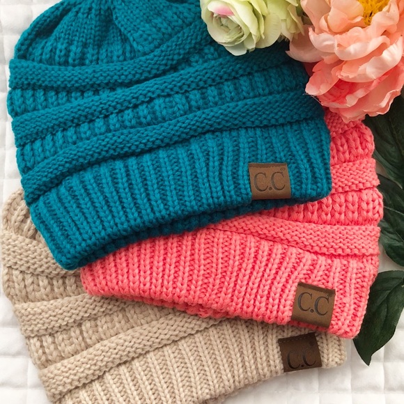 Teal Messy Bun CC Beanie - Picture 3 of 3